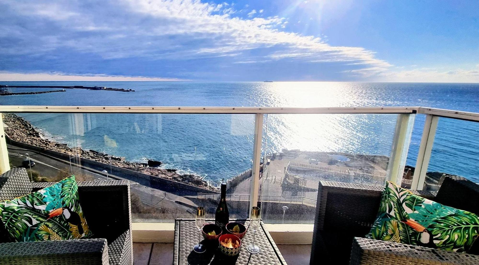 Apartment Le Marty 53 Un Balcon Sur La Centre Historique *