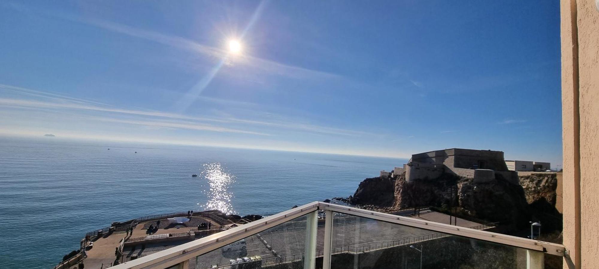 Le Marty 53 Un Balcon Sur La Centre Historique *