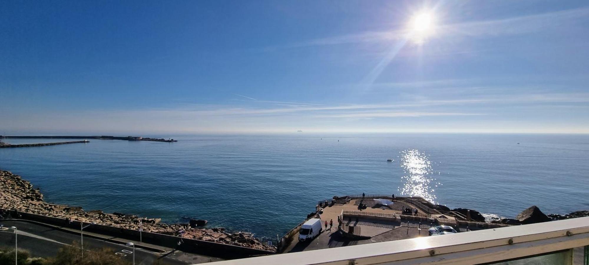 Le Marty 53 Un Balcon Sur La Centre Historique